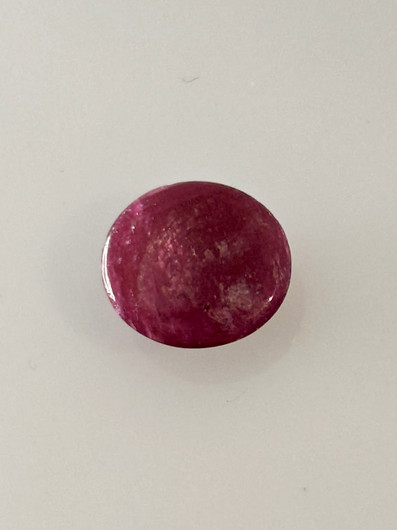 Luonnon safiiri 4,8ct väri käsitelty