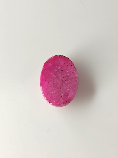 Luonnon safiiri 4ct väri käsitelty