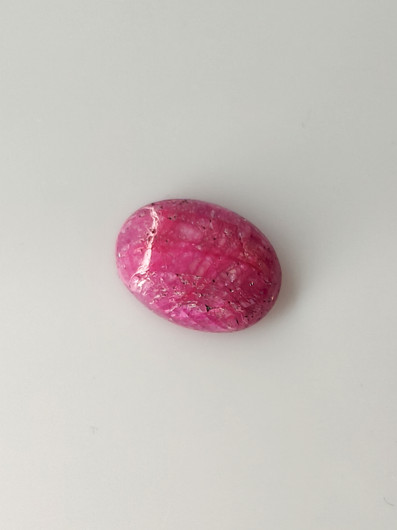 Luonnon safiiri 4ct väri käsitelty