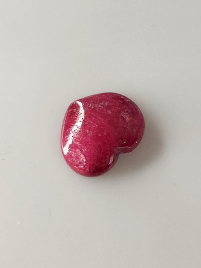 Luonnon safiiri 2,9ct väri käsitelty