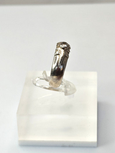 Vintage kotimainen hopeasormus topaasi jalokivellä (koko:17,5mm 55 EU)