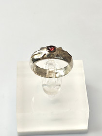 Vintage silver ring with garnet gemstone (size:17,5mm 55 EU)