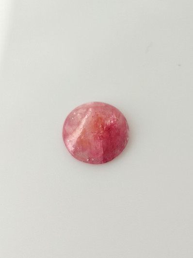 Luonnon safiiri 2,3ct väri käsitelty