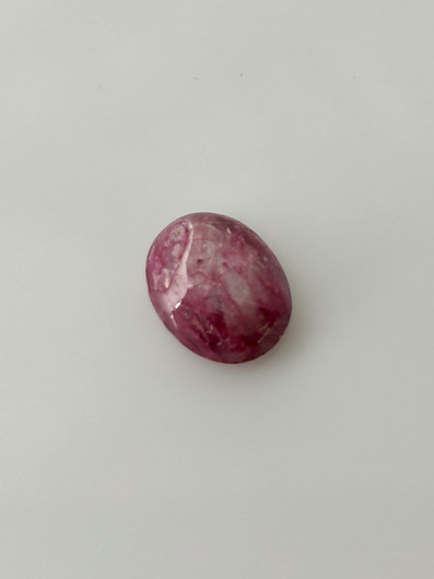 Luonnon safiiri 3,7ct väri käsitelty