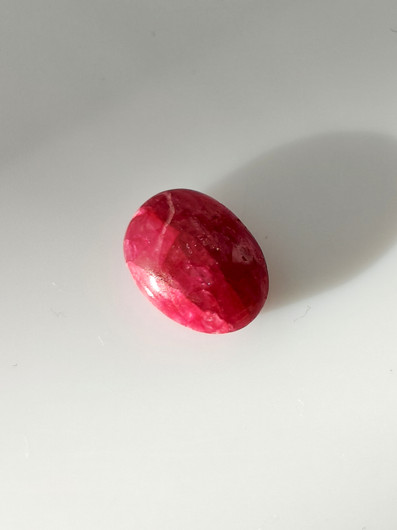 Luonnon safiiri 3,6ct väri käsitelty