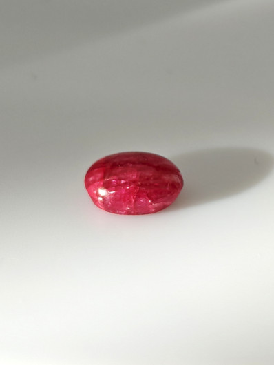 Luonnon safiiri 3,6ct väri käsitelty