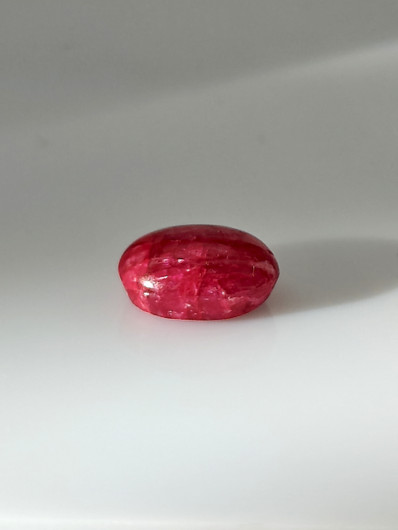 Luonnon safiiri 3,6ct väri käsitelty