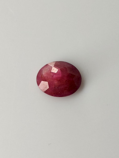 Luonnon safiiri 2,3ct väri käsitelty