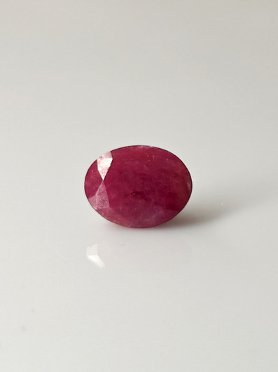 Luonnon safiiri 2,3ct väri käsitelty