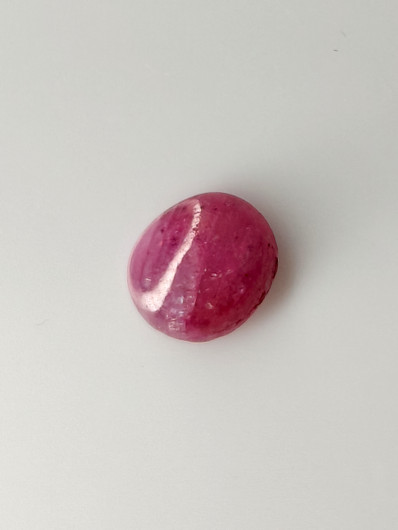 Luonnon safiiri 2,1ct väri käsitelty