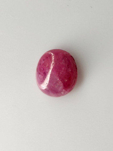 Luonnon safiiri 2,1ct väri käsitelty