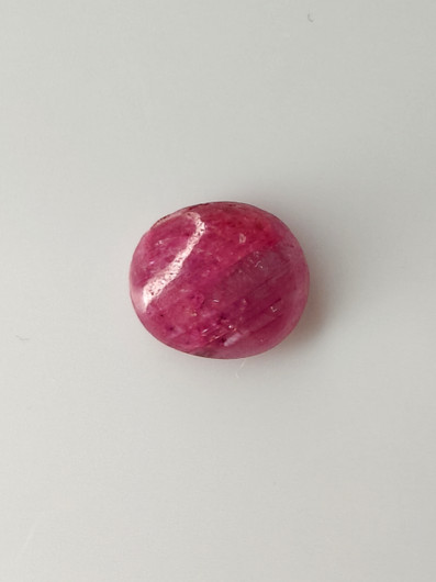 Luonnon safiiri 2,1ct väri käsitelty
