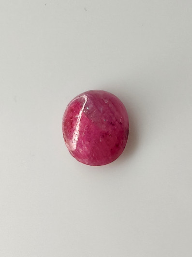 Luonnon safiiri 2,1ct väri käsitelty
