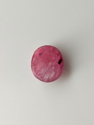 Luonnon safiiri 2,1ct väri käsitelty