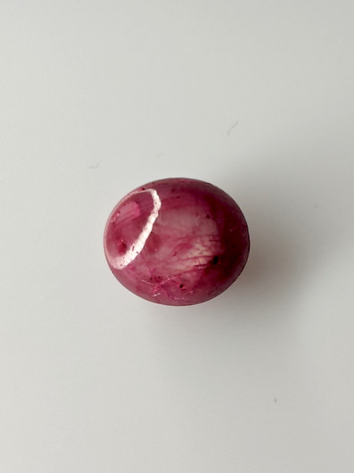 Luonnon safiiri 3,8ct väri käsitelty