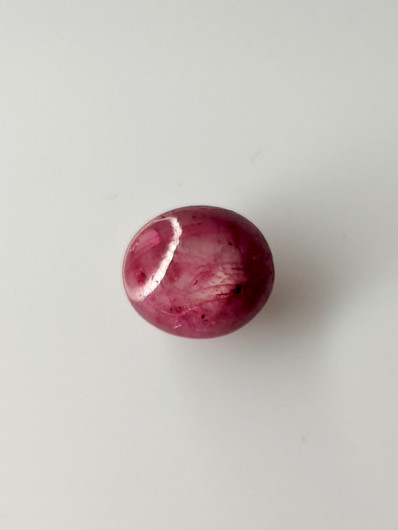 Luonnon safiiri 3,8ct väri käsitelty