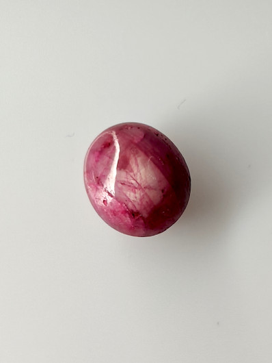 Luonnon safiiri 3,8ct väri käsitelty