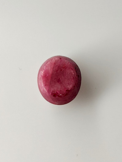 Luonnon safiiri 3,8ct väri käsitelty