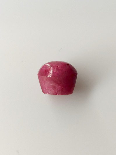 Luonnon safiiri 3,8ct väri käsitelty