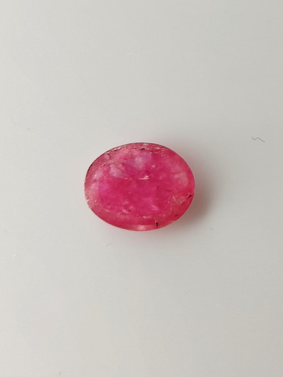 Luonnon safiiri 1,3ct väri käsitelty