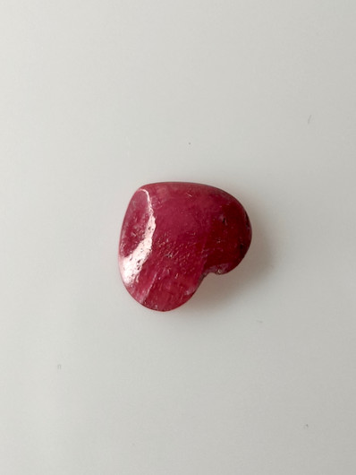Luonnon safiiri 2,5ct väri käsitelty