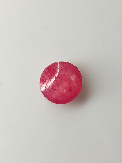 Luonnon safiiri 2,5ct väri käsitelty