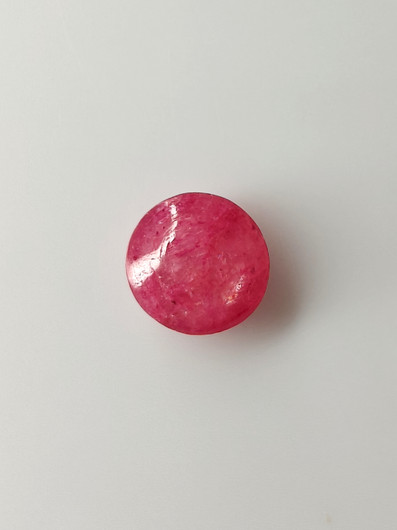 Luonnon safiiri 2,5ct väri käsitelty