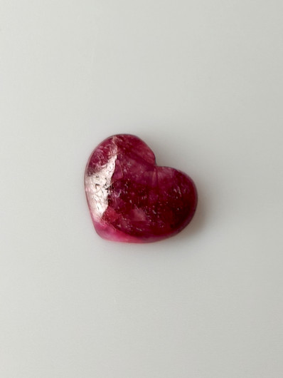 Luonnon safiiri 2,1ct väri käsitelty