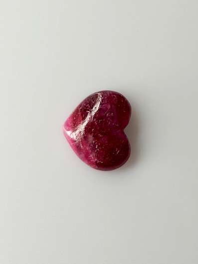 Luonnon safiiri 2,1ct väri käsitelty