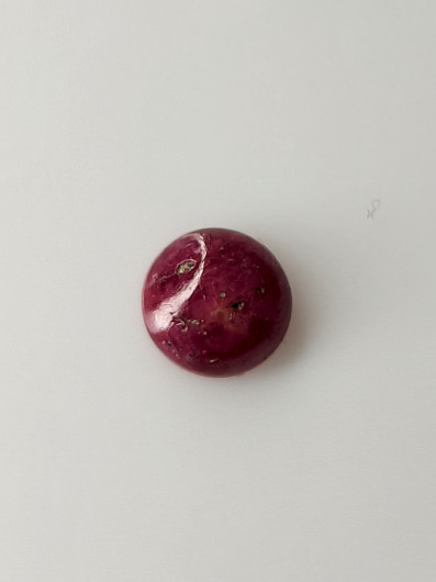 Luonnon safiiri 1ct, väri käsitelty