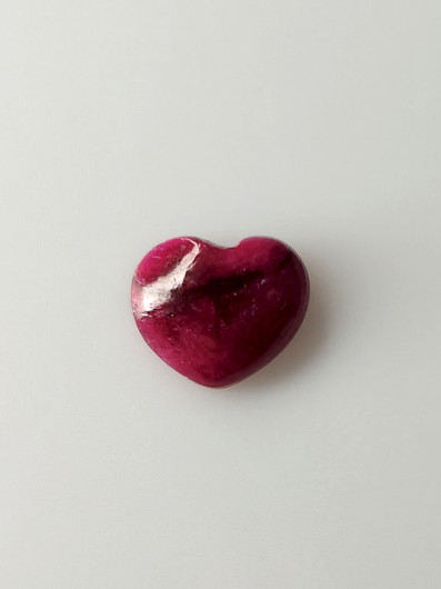 Luonnon safiiri 1,5ct väri käsitelty