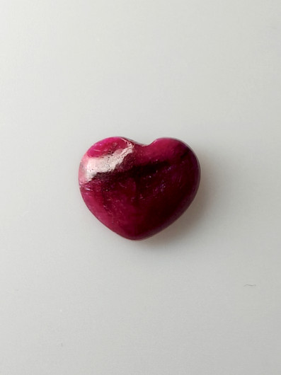 Luonnon safiiri 1,5ct väri käsitelty