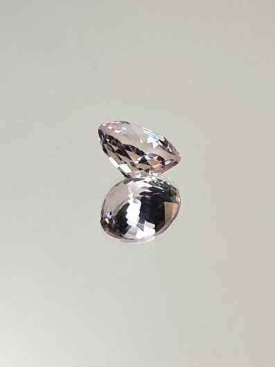 kunziitti 5,83ct 