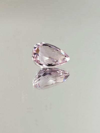 kunziitti 4,39ct 