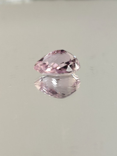 kunziitti 4,39ct 