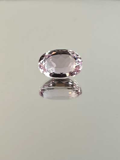 kunziitti 5,74ct 