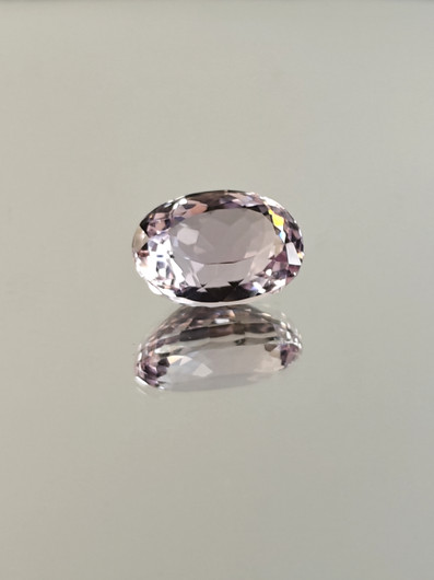 kunziitti 5,74ct 
