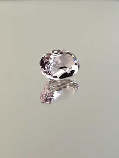 kunziitti 5,74ct 