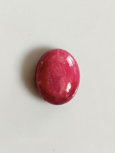 Luonnon safiiri 18,82ct väri käsitelty