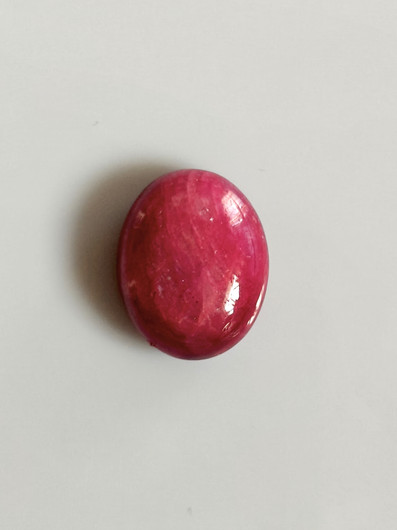 Luonnon safiiri 18,82ct väri käsitelty