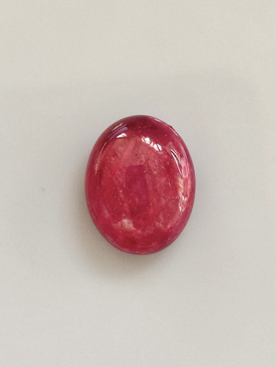 Luonnon safiiri 18,82ct väri käsitelty