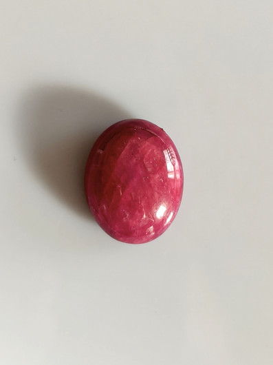 Luonnon safiiri 18,82ct väri käsitelty