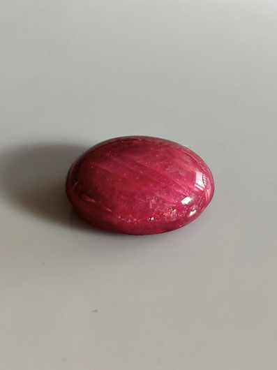 Luonnon safiiri 18,82ct väri käsitelty