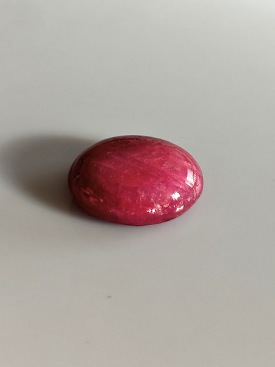 Luonnon safiiri 18,82ct väri käsitelty