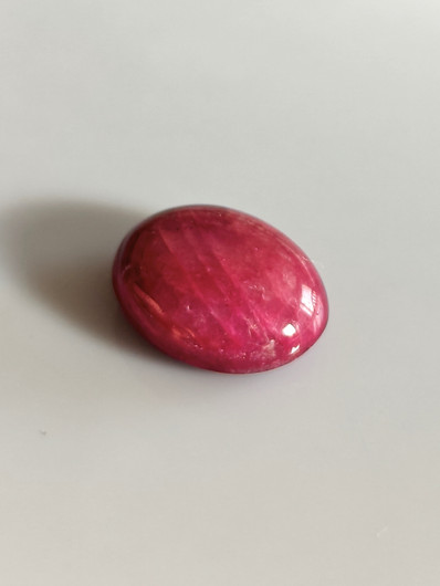 Luonnon safiiri 18,82ct väri käsitelty