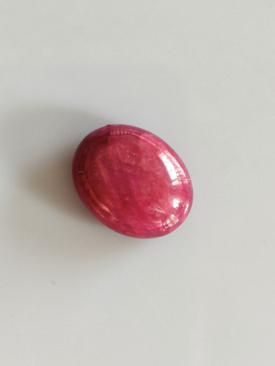 Luonnon safiiri 18,82ct väri käsitelty
