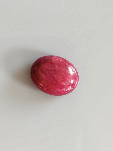 Luonnon safiiri 18,82ct väri käsitelty