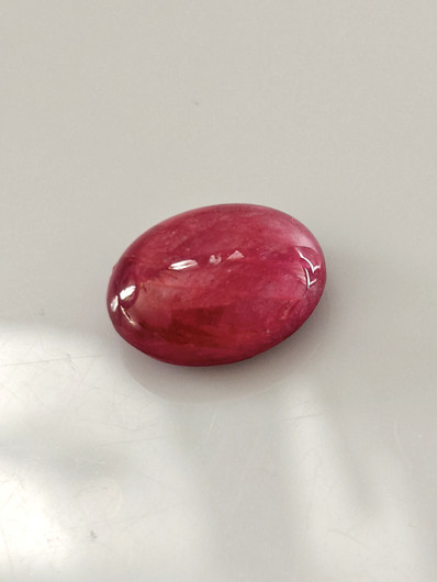 Luonnon safiiri 18,82ct väri käsitelty
