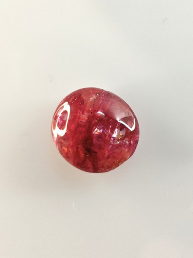 Luonnon safiiri 13,08ct väri käsitelty
