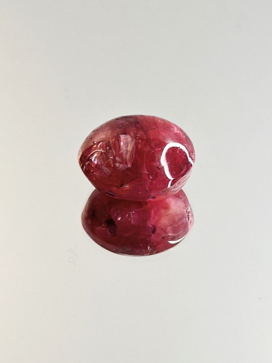 Luonnon safiiri 13,08ct väri käsitelty